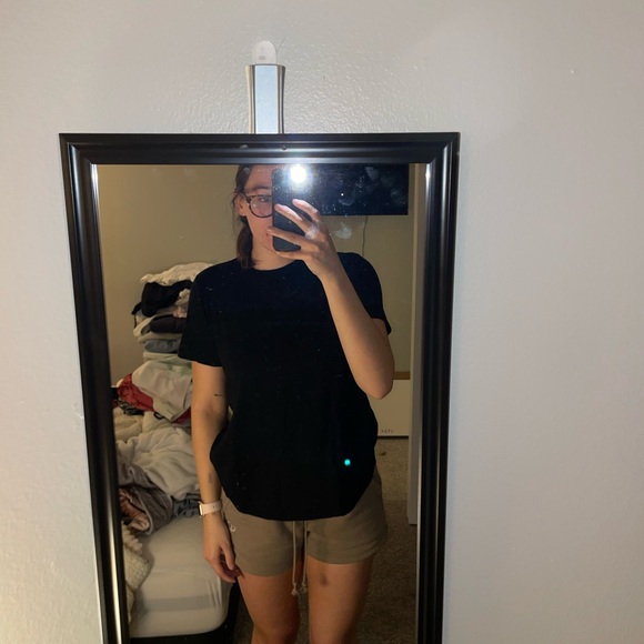 Frank & oak black relaxed tee! - Picture 6 of 6